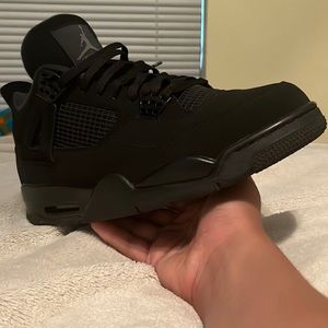 Jordan 4 Black Cat